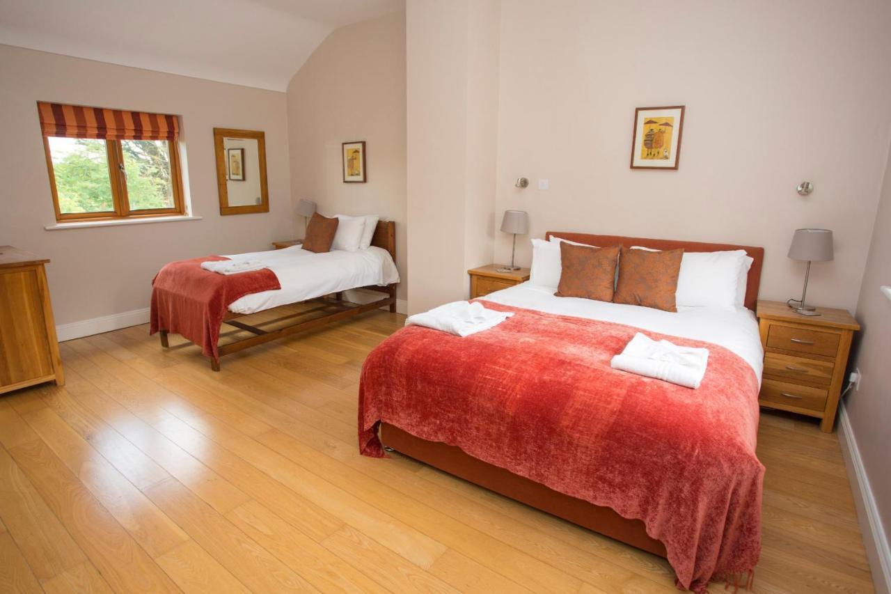 Decoy Country Cottages Navan Ngoại thất bức ảnh